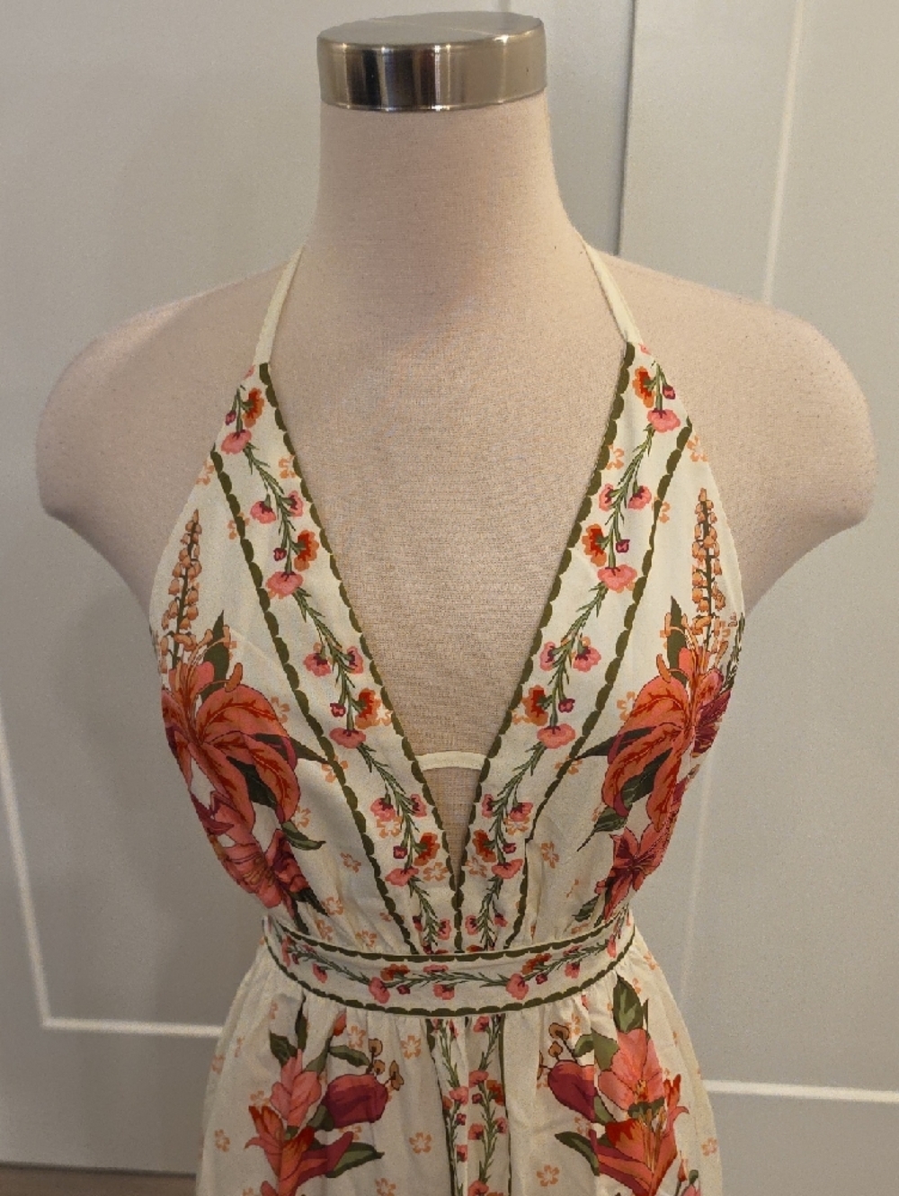 Commense Cream Maxi Dress with Pink Floral Print size XS new with tags - Picture 4 of 12